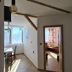 Sandra