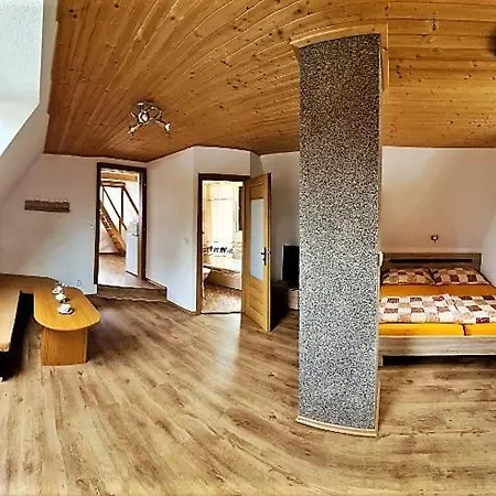 Sandra * Lipno nad Vltavou